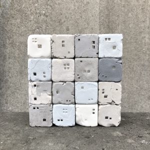 open huis 2 | keramiek | h 20 cm | 2020 | € 275