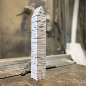 wijzer | keramiek, glas | h 45 cm | 2021 | € 375