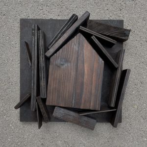 stille getuige (vuur) | geblakerd hout | h 18 cm | 2022