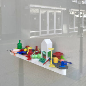aangespoeld | keramiek, jutvondsten | h 12,5 cm | 2020 | € 350