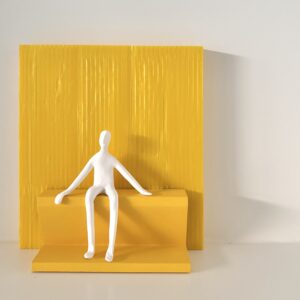 stand.punt 3 | plastic, mdf, keramiek | h 15,5 cm | 2025 | € 375